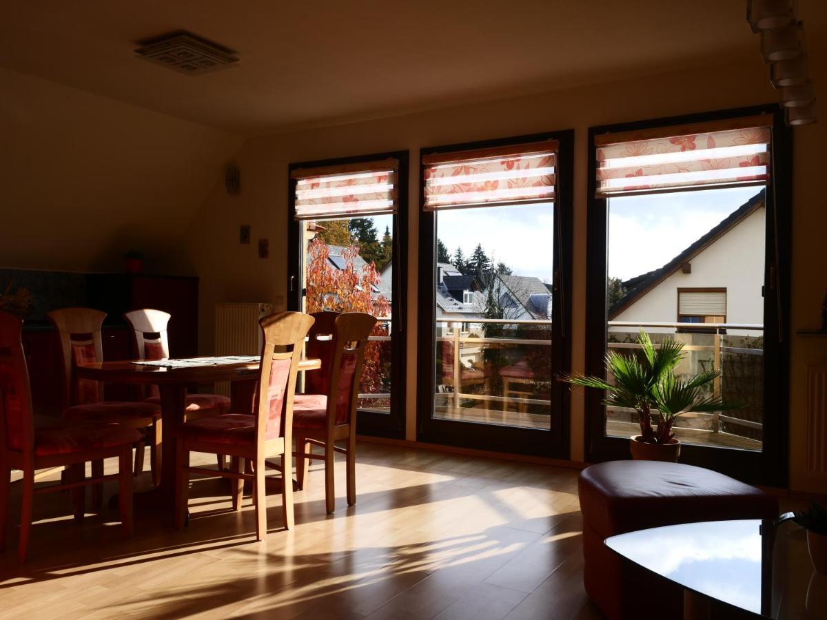 Helle Moderne 52 Qm Wohnung Mit Balkon เคมนิตซ์ ภายนอก รูปภาพ